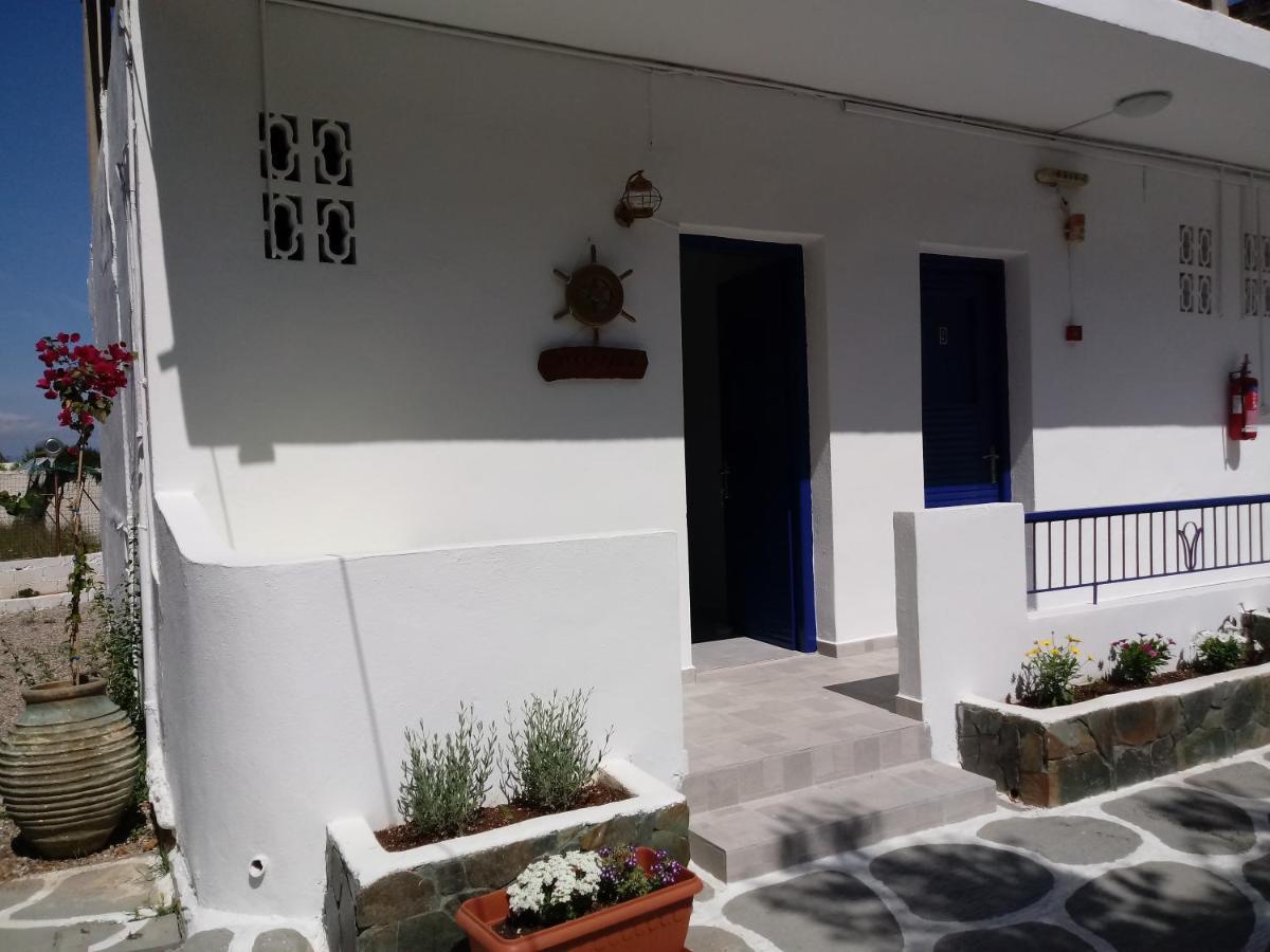 Hotel Poulakis Skála Eksteriør bilde